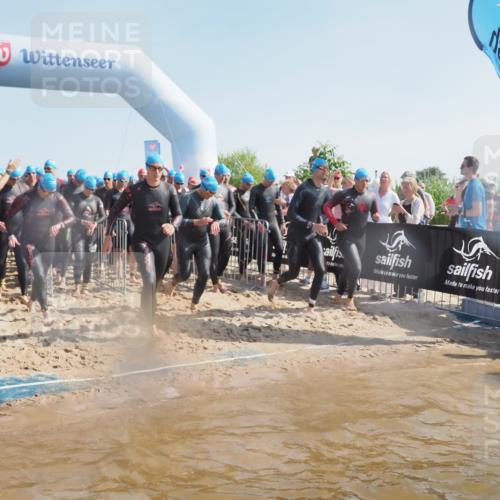 22.06.2025 - Viking Triathlon MichiJ http://msf.ph/oto/8059159 22.06.2025 10:04:07 Schwimmen 156, 199, 220, 240, 313, 315, 351, 370, 433, 448, 474, 529, 614, 639, 657 meine-sportfotos.de