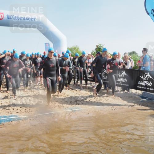 22.06.2025 - Viking Triathlon MichiJ http://msf.ph/oto/8059166 22.06.2025 10:04:07 Schwimmen 156, 199, 220, 240, 313, 315, 351, 370, 433, 448, 474, 529, 614, 639, 657 meine-sportfotos.de