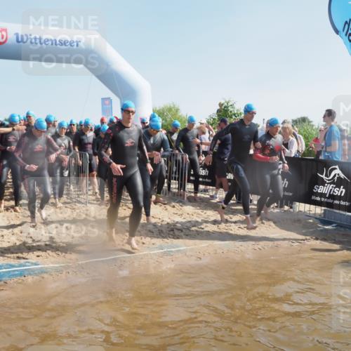 22.06.2025 - Viking Triathlon MichiJ http://msf.ph/oto/8059173 22.06.2025 10:04:07 Schwimmen 156, 199, 220, 240, 313, 315, 351, 370, 433, 448, 474, 529, 614, 639, 657 meine-sportfotos.de