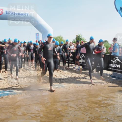 22.06.2025 - Viking Triathlon MichiJ http://msf.ph/oto/8059180 22.06.2025 10:04:07 Schwimmen 156, 199, 220, 240, 313, 315, 351, 370, 433, 448, 474, 529, 614, 639, 657 meine-sportfotos.de