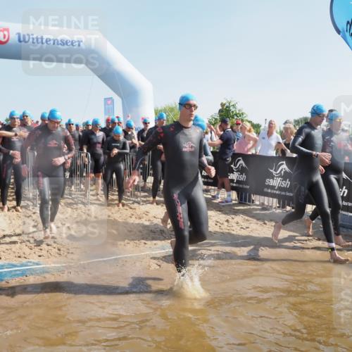 22.06.2025 - Viking Triathlon MichiJ http://msf.ph/oto/8059198 22.06.2025 10:04:07 Schwimmen 156, 199, 220, 240, 313, 315, 351, 370, 433, 448, 474, 529, 614, 639, 657 meine-sportfotos.de
