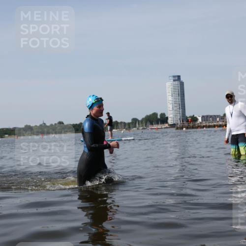 22.06.2025 - Viking Triathlon Michael Strokosch http://msf.ph/oto/8059204 22.06.2025 10:51:23 Schwimmen 422, 436, 477 meine-sportfotos.de