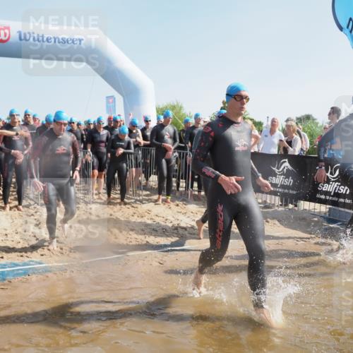 22.06.2025 - Viking Triathlon MichiJ http://msf.ph/oto/8059218 22.06.2025 10:04:07 Schwimmen 156, 199, 220, 240, 313, 315, 351, 370, 433, 448, 474, 529, 614, 639, 657 meine-sportfotos.de