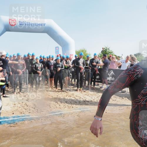 22.06.2025 - Viking Triathlon MichiJ http://msf.ph/oto/8059224 22.06.2025 10:04:09 Schwimmen 156, 199, 240, 313, 315, 351, 370, 448, 474, 529, 614, 657 meine-sportfotos.de