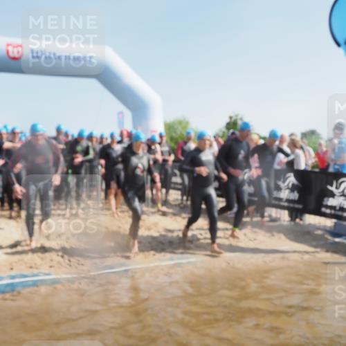 22.06.2025 - Viking Triathlon MichiJ http://msf.ph/oto/8059234 22.06.2025 10:04:12 Schwimmen 141, 142, 156, 185, 199, 240, 276, 313, 351, 370, 448, 474, 493, 529, 614 meine-sportfotos.de