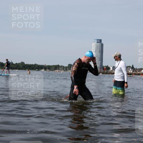 22.06.2025 - Viking Triathlon Michael Strokosch http://msf.ph/oto/8059278 22.06.2025 10:51:35 Schwimmen 292, 422 meine-sportfotos.de
