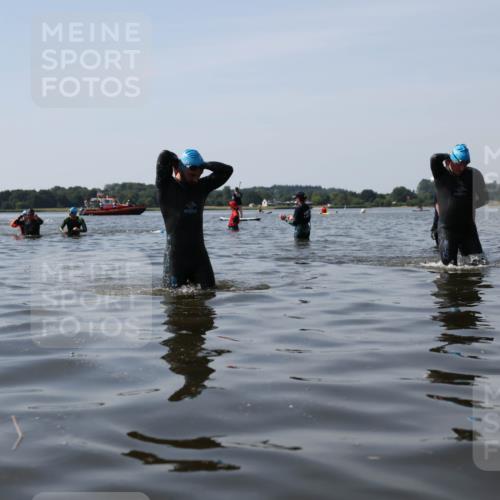 22.06.2025 - Viking Triathlon Michael Strokosch http://msf.ph/oto/8059315 22.06.2025 10:51:53 Schwimmen 169 meine-sportfotos.de