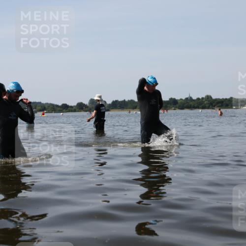 22.06.2025 - Viking Triathlon Michael Strokosch http://msf.ph/oto/8059332 22.06.2025 10:51:55 Schwimmen 169, 542 meine-sportfotos.de