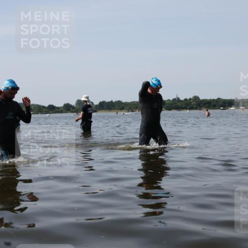 22.06.2025 - Viking Triathlon Michael Strokosch http://msf.ph/oto/8059338 22.06.2025 10:51:55 Schwimmen 169, 542 meine-sportfotos.de