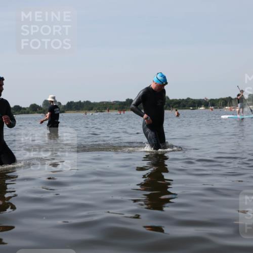 22.06.2025 - Viking Triathlon Michael Strokosch http://msf.ph/oto/8059355 22.06.2025 10:51:56 Schwimmen 169, 542 meine-sportfotos.de
