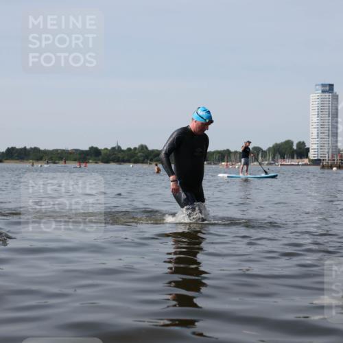 22.06.2025 - Viking Triathlon Michael Strokosch http://msf.ph/oto/8059378 22.06.2025 10:51:57 Schwimmen 169, 542 meine-sportfotos.de
