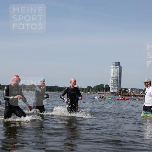 22.06.2025 - Viking Triathlon Michael Strokosch http://msf.ph/oto/8059380 22.06.2025 10:41:38 Schwimmen 54, 58, 142, 194, 220, 505, 625, 629 meine-sportfotos.de
