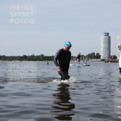 22.06.2025 - Viking Triathlon Michael Strokosch http://msf.ph/oto/8059384 22.06.2025 10:51:57 Schwimmen 169, 542 meine-sportfotos.de