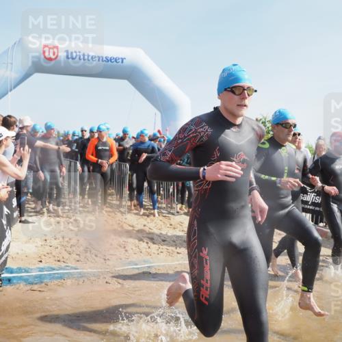 22.06.2025 - Viking Triathlon MichiJ http://msf.ph/oto/8059409 22.06.2025 10:04:27 Schwimmen 115, 146, 195, 209, 239, 253, 335, 375, 377, 408, 419, 447, 457, 506, 629 meine-sportfotos.de