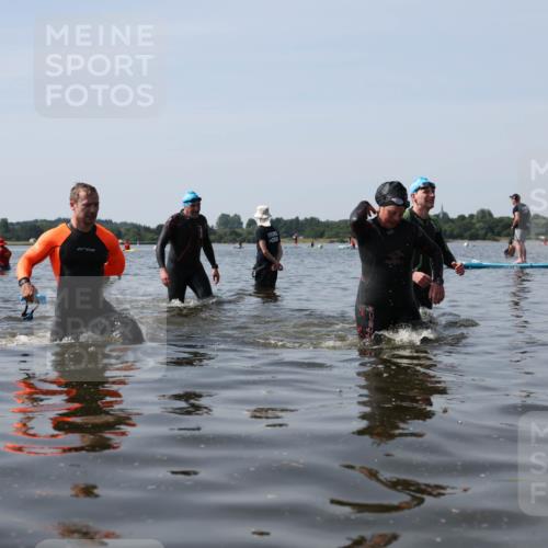 22.06.2025 - Viking Triathlon Michael Strokosch http://msf.ph/oto/8059411 22.06.2025 10:52:14 Schwimmen 116, 136, 481, 490, 542 meine-sportfotos.de