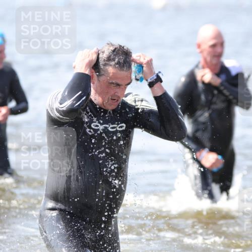 22.06.2025 - Viking Triathlon H.Heesch http://msf.ph/oto/8059430 22.06.2025 10:31:59 Schwimmen 63, 87, 124, 125, 193, 207, 214, 226, 271, 435, 449, 464, 488, 507, 658 meine-sportfotos.de