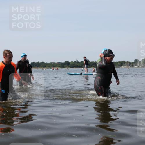 22.06.2025 - Viking Triathlon Michael Strokosch http://msf.ph/oto/8059440 22.06.2025 10:52:15 Schwimmen 116, 136, 481, 490, 542 meine-sportfotos.de