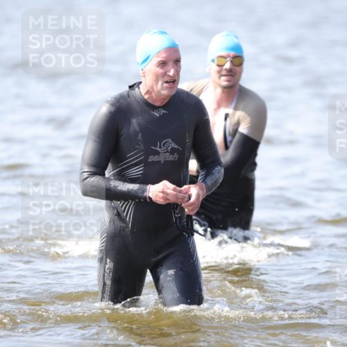 22.06.2025 - Viking Triathlon H.Heesch http://msf.ph/oto/8059450 22.06.2025 10:32:00 Schwimmen 63, 87, 193, 207, 214, 226, 271, 435, 449, 464, 488, 507, 658 meine-sportfotos.de