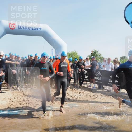 22.06.2025 - Viking Triathlon MichiJ http://msf.ph/oto/8059472 22.06.2025 10:04:31 Schwimmen 146, 209, 238, 239, 327, 335, 375, 419, 447, 457, 482, 506, 514, 629, 662 meine-sportfotos.de