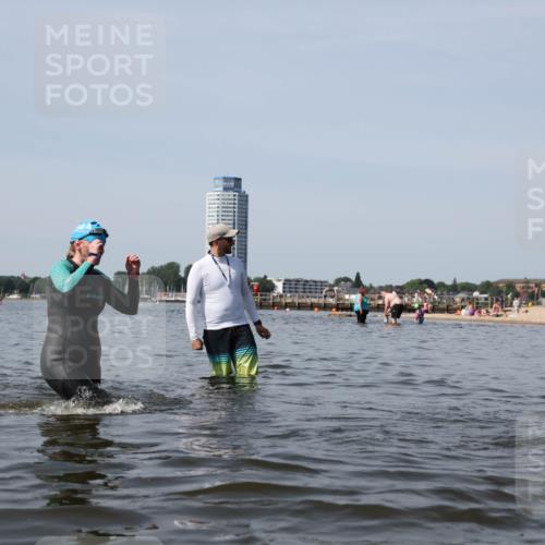 22.06.2025 - Viking Triathlon Michael Strokosch http://msf.ph/oto/8059638 22.06.2025 10:53:04 Schwimmen 160, 165, 470, 640 meine-sportfotos.de