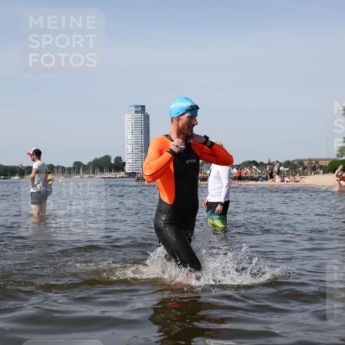 22.06.2025 - Viking Triathlon Michael Strokosch http://msf.ph/oto/8059649 22.06.2025 10:42:08 Schwimmen 78, 159, 199, 281, 290, 460 meine-sportfotos.de