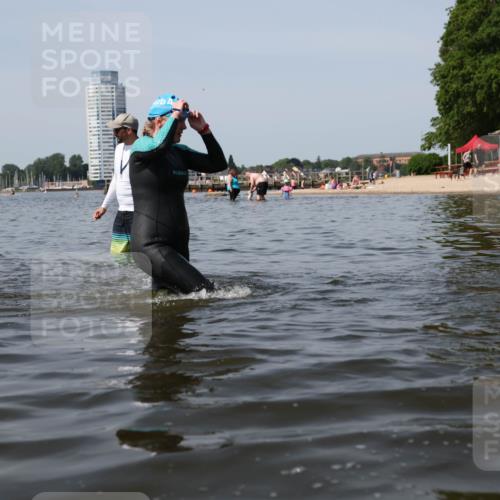 22.06.2025 - Viking Triathlon Michael Strokosch http://msf.ph/oto/8059657 22.06.2025 10:53:06 Schwimmen 160, 165, 319, 470, 640 meine-sportfotos.de