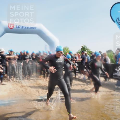 22.06.2025 - Viking Triathlon MichiJ http://msf.ph/oto/8059708 22.06.2025 10:04:56 Schwimmen 29, 70, 72, 197, 248, 254, 295, 362, 394, 411, 416, 423, 509, 527, 620 meine-sportfotos.de