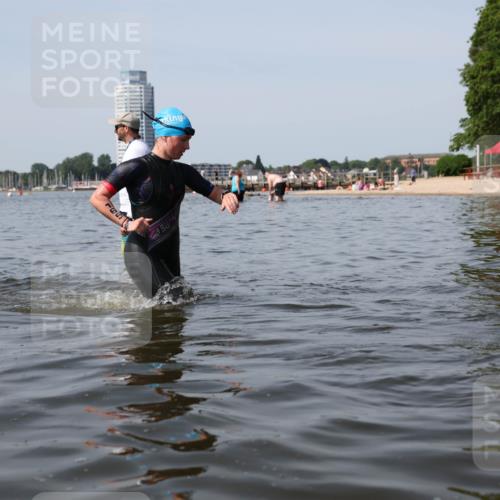 22.06.2025 - Viking Triathlon Michael Strokosch http://msf.ph/oto/8059713 22.06.2025 10:53:12 Schwimmen 165, 319, 470, 640 meine-sportfotos.de