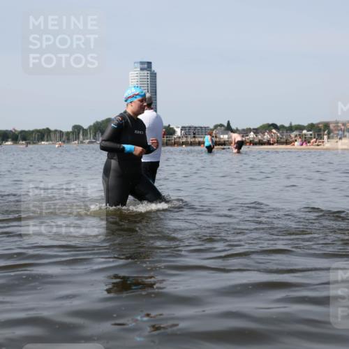 22.06.2025 - Viking Triathlon Michael Strokosch http://msf.ph/oto/8059729 22.06.2025 10:53:15 Schwimmen 165, 201, 319, 470, 640 meine-sportfotos.de