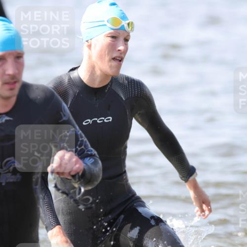 22.06.2025 - Viking Triathlon H.Heesch http://msf.ph/oto/8059731 22.06.2025 10:33:33 Schwimmen 5, 38, 149, 255, 300, 304, 348, 382, 457, 522, 524 meine-sportfotos.de