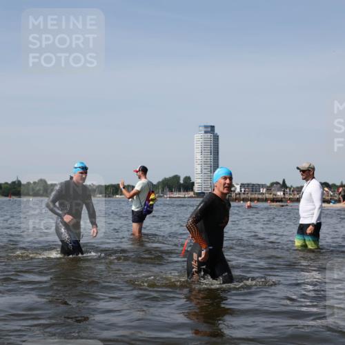22.06.2025 - Viking Triathlon Michael Strokosch http://msf.ph/oto/8059732 22.06.2025 10:42:18 Schwimmen 16, 65, 78, 192, 281, 290, 318, 326, 460, 465 meine-sportfotos.de