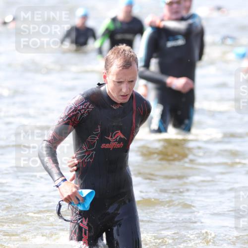 22.06.2025 - Viking Triathlon H.Heesch http://msf.ph/oto/8059757 22.06.2025 10:33:44 Schwimmen 5, 50, 75, 149, 184, 229, 242, 255, 304, 348, 349, 438, 457, 540 meine-sportfotos.de