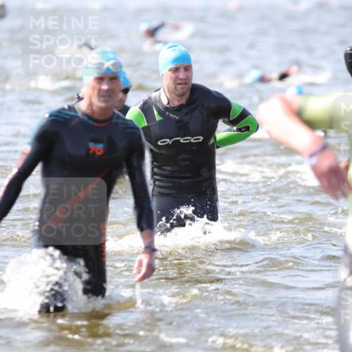 22.06.2025 - Viking Triathlon H.Heesch http://msf.ph/oto/8059781 22.06.2025 10:33:48 Schwimmen 5, 50, 75, 149, 184, 229, 242, 255, 304, 348, 349, 438, 457, 478, 532, 540 meine-sportfotos.de