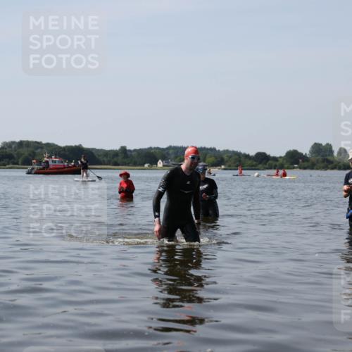 22.06.2025 - Viking Triathlon Michael Strokosch http://msf.ph/oto/8059838 22.06.2025 10:53:44 Schwimmen 634 meine-sportfotos.de