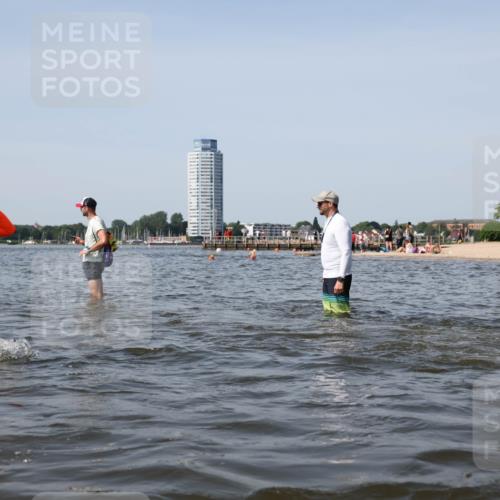 22.06.2025 - Viking Triathlon Michael Strokosch http://msf.ph/oto/8059839 22.06.2025 10:42:27 Schwimmen 16, 55, 65, 192, 281, 318, 326, 427, 460, 465 meine-sportfotos.de