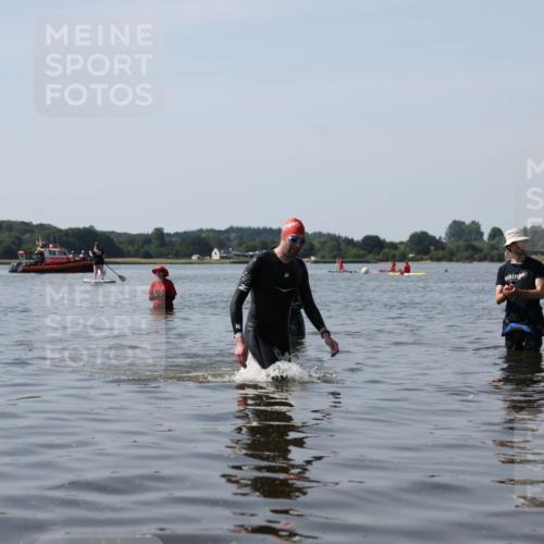 22.06.2025 - Viking Triathlon Michael Strokosch http://msf.ph/oto/8059841 22.06.2025 10:53:45 Schwimmen 634 meine-sportfotos.de