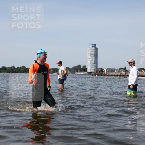 22.06.2025 - Viking Triathlon Michael Strokosch http://msf.ph/oto/8059847 22.06.2025 10:42:27 Schwimmen 16, 55, 65, 192, 281, 318, 326, 427, 460, 465 meine-sportfotos.de