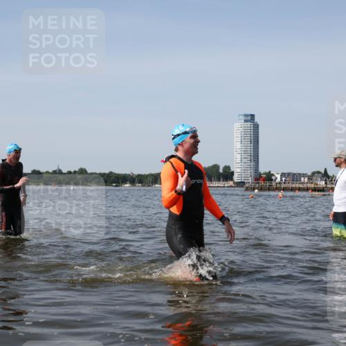 22.06.2025 - Viking Triathlon Michael Strokosch http://msf.ph/oto/8059859 22.06.2025 10:42:28 Schwimmen 16, 55, 65, 192, 281, 318, 326, 427, 465 meine-sportfotos.de