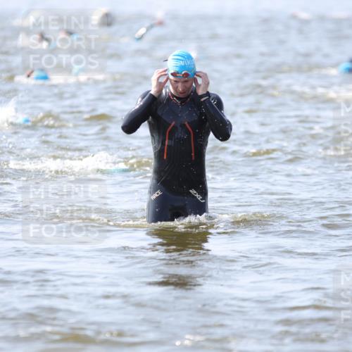 22.06.2025 - Viking Triathlon H.Heesch http://msf.ph/oto/8059879 22.06.2025 10:34:10 Schwimmen 46, 70, 294, 297, 429, 478, 486, 527, 532, 618, 635 meine-sportfotos.de