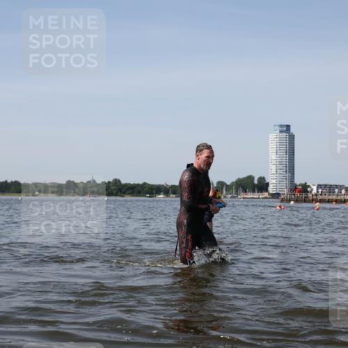 22.06.2025 - Viking Triathlon Michael Strokosch http://msf.ph/oto/8059893 22.06.2025 10:42:31 Schwimmen 16, 55, 65, 171, 192, 318, 326, 427 meine-sportfotos.de
