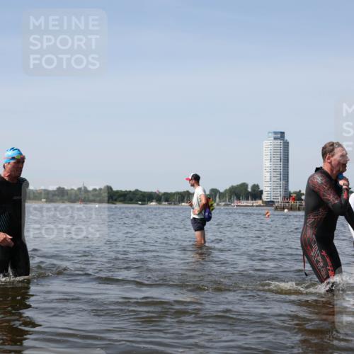 22.06.2025 - Viking Triathlon Michael Strokosch http://msf.ph/oto/8059898 22.06.2025 10:42:32 Schwimmen 16, 55, 65, 171, 192, 318, 427 meine-sportfotos.de