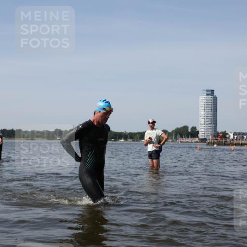 22.06.2025 - Viking Triathlon Michael Strokosch http://msf.ph/oto/8059913 22.06.2025 10:42:33 Schwimmen 55, 65, 171, 192, 318, 427 meine-sportfotos.de