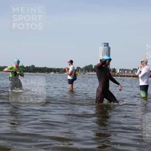 22.06.2025 - Viking Triathlon Michael Strokosch http://msf.ph/oto/8060037 22.06.2025 10:42:56 Schwimmen 66, 128, 133, 186, 240, 282, 309, 369, 441, 450, 624 meine-sportfotos.de