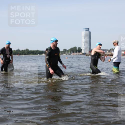 22.06.2025 - Viking Triathlon Michael Strokosch http://msf.ph/oto/8060122 22.06.2025 10:43:02 Schwimmen 66, 110, 128, 133, 167, 186, 282, 309, 328, 358, 450, 489 meine-sportfotos.de