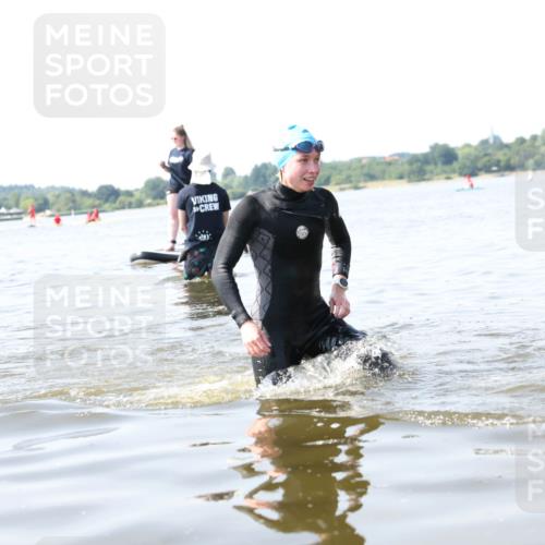 22.06.2025 - Viking Triathlon Michael Strokosch http://msf.ph/oto/8060124 22.06.2025 10:55:21 Schwimmen 246, 472 meine-sportfotos.de