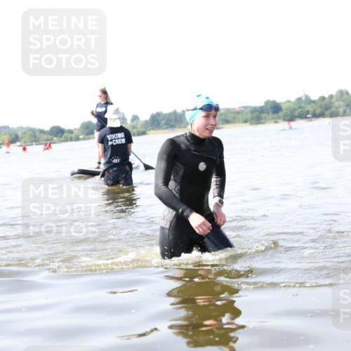 22.06.2025 - Viking Triathlon Michael Strokosch http://msf.ph/oto/8060129 22.06.2025 10:55:21 Schwimmen 246, 472 meine-sportfotos.de