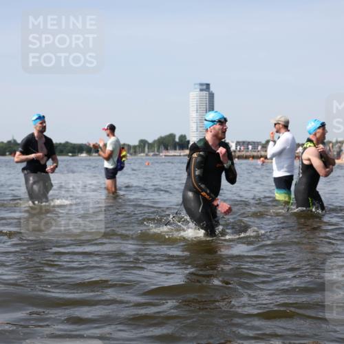 22.06.2025 - Viking Triathlon Michael Strokosch http://msf.ph/oto/8060132 22.06.2025 10:43:03 Schwimmen 66, 109, 110, 128, 133, 167, 186, 309, 328, 358, 450, 489 meine-sportfotos.de