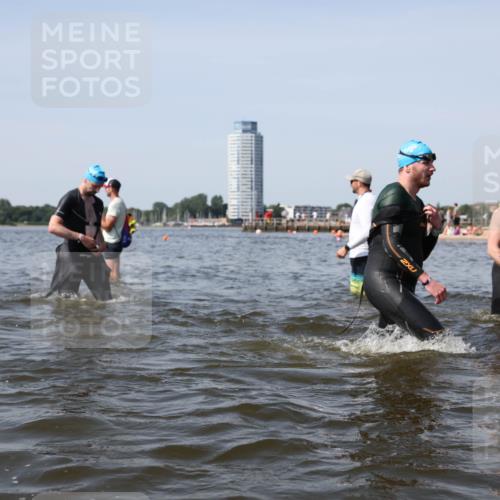 22.06.2025 - Viking Triathlon Michael Strokosch http://msf.ph/oto/8060146 22.06.2025 10:43:04 Schwimmen 31, 66, 109, 110, 128, 133, 167, 186, 309, 328, 358, 450, 489 meine-sportfotos.de