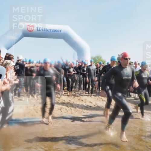 22.06.2025 - Viking Triathlon MichiJ http://msf.ph/oto/8060149 22.06.2025 10:05:27 Schwimmen 57, 59, 61, 138, 150, 167, 181, 228, 314, 437, 536, 538, 601, 654, 655 meine-sportfotos.de