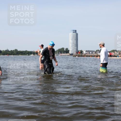 22.06.2025 - Viking Triathlon Michael Strokosch http://msf.ph/oto/8060153 22.06.2025 10:43:05 Schwimmen 31, 66, 109, 110, 128, 133, 167, 186, 309, 328, 358, 450, 489 meine-sportfotos.de